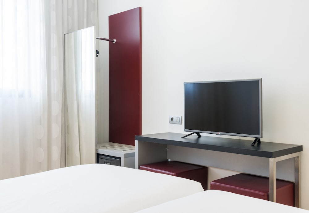 Double Room - Photo 4