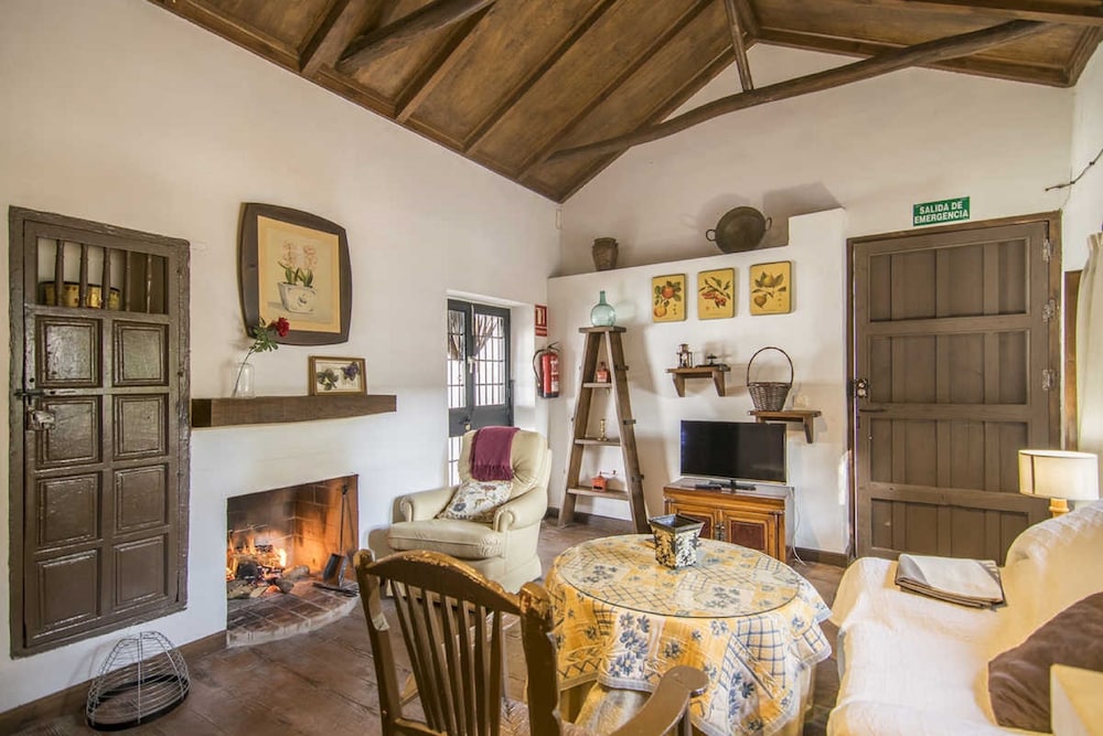 House, 1 Bedroom
