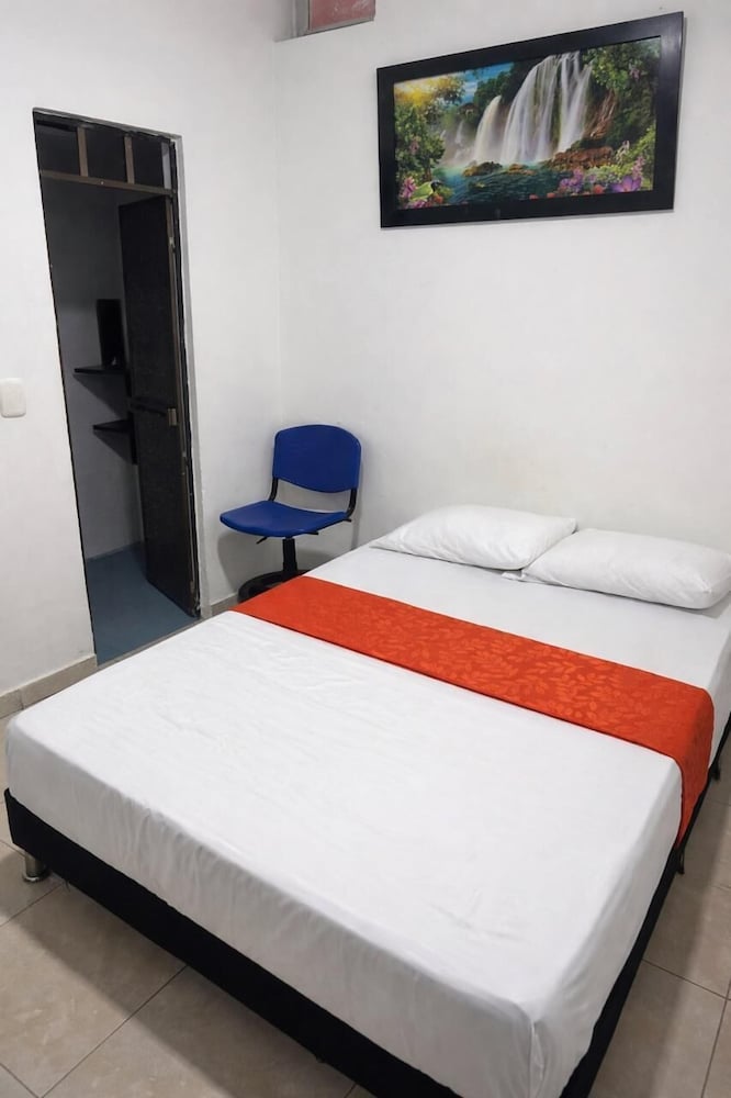 Basic Double Room photo 3