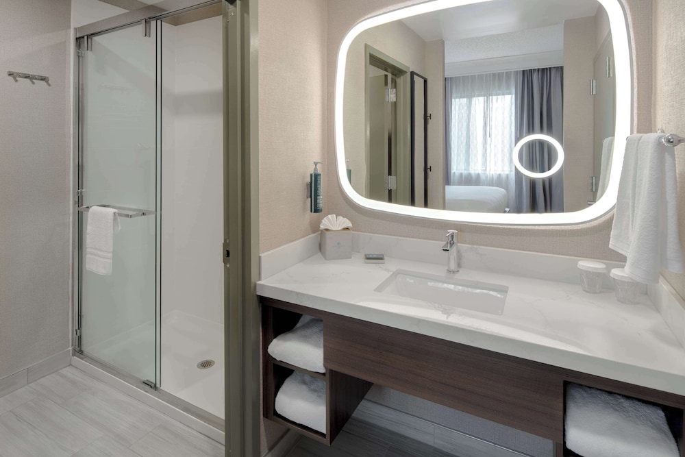 Suite, 2 Double Beds (Falls) - Photo 4
