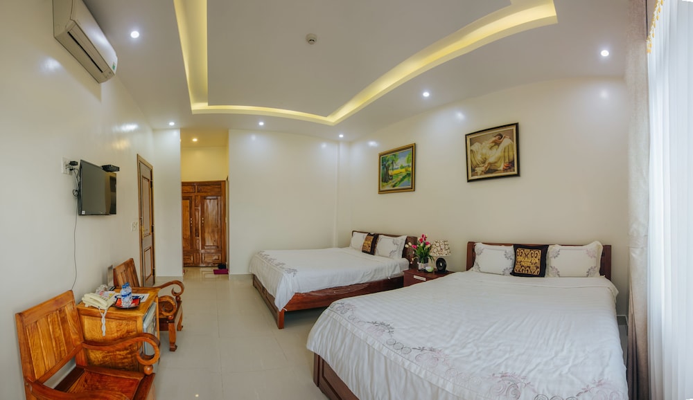 Superior Triple Room photo 3