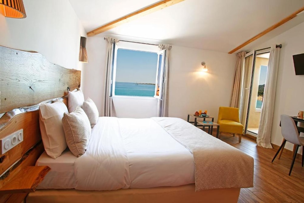 Superior Double Room, Balcony, Sea View photo 1