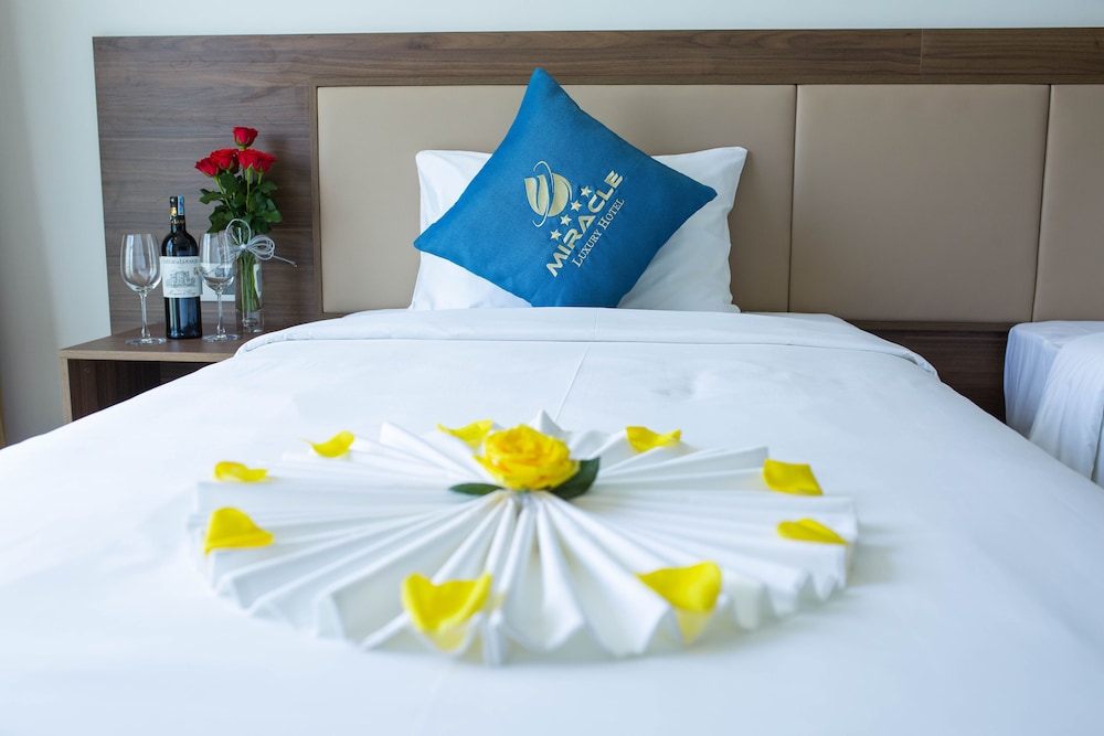 Deluxe Double or Twin Room, City View - Photo 1