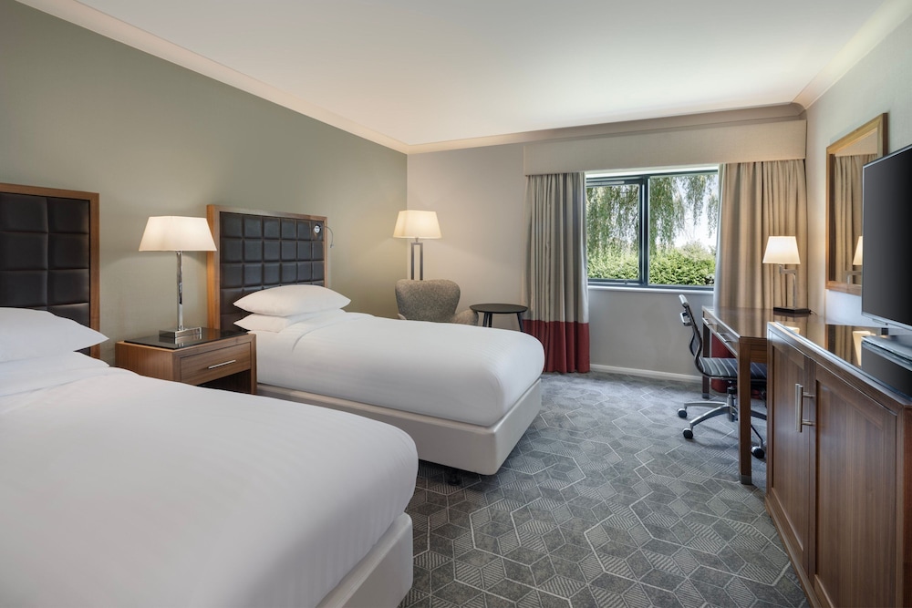 Deluxe Room, 2 Twin Beds photo 1
