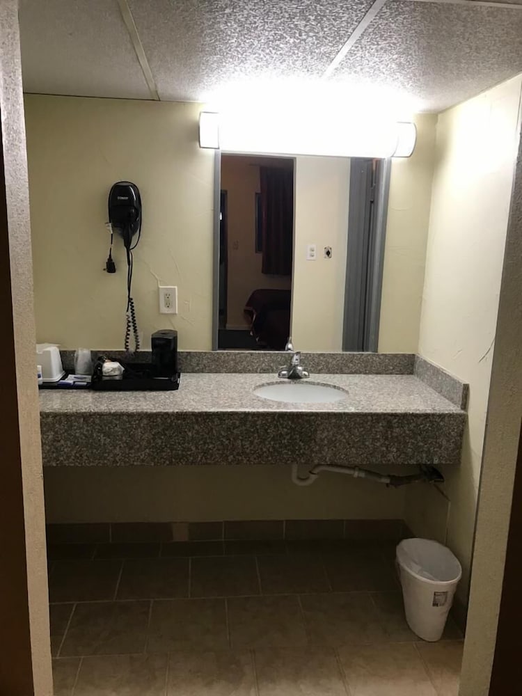 Budget Inn, Zdjęcie 3