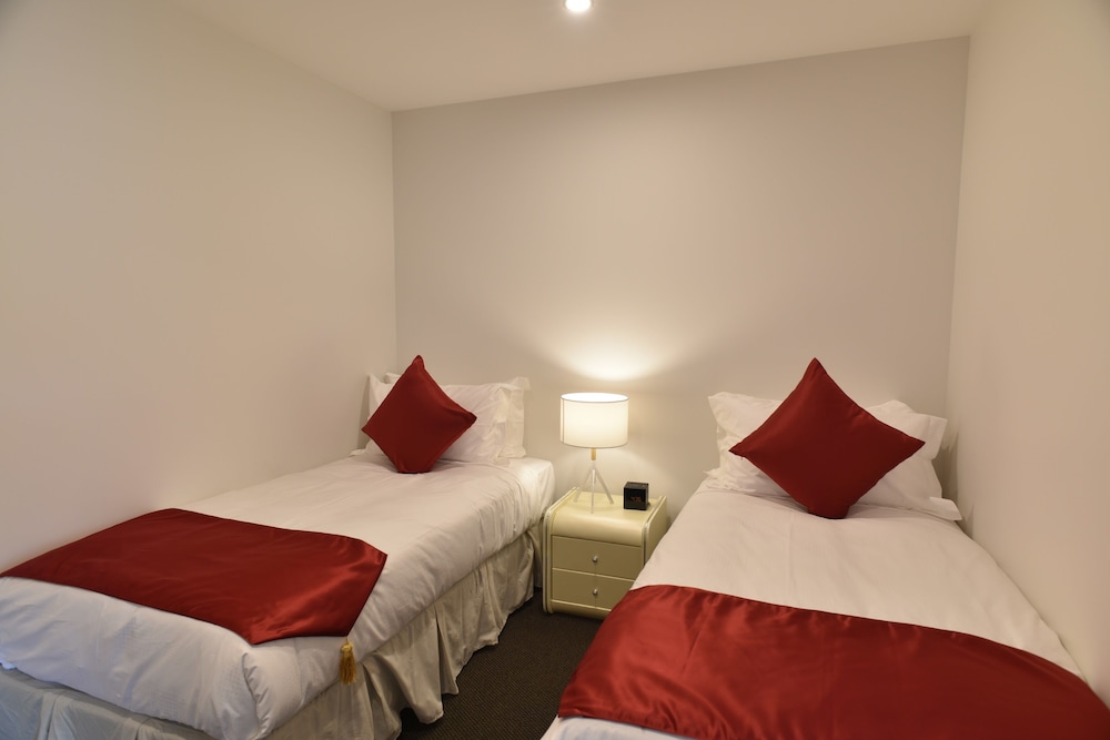 Suite, 2 Bedrooms, City View