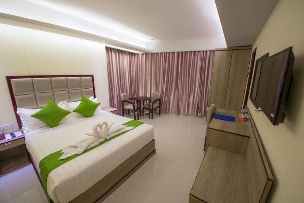 Presidential Suite, City View photo 3