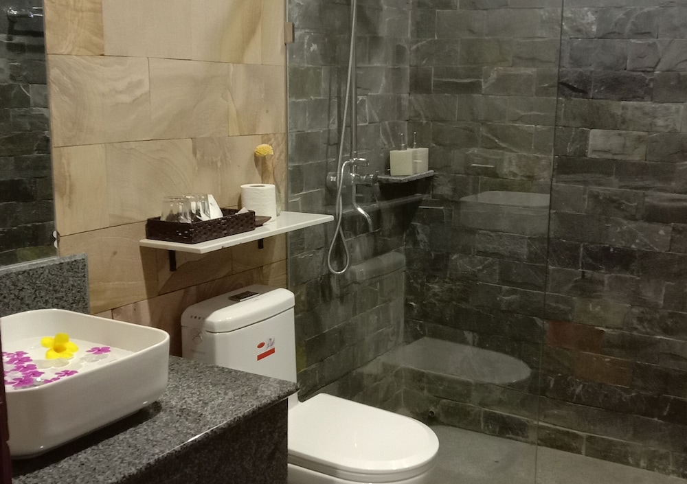 Standard Double Room - Photo 3