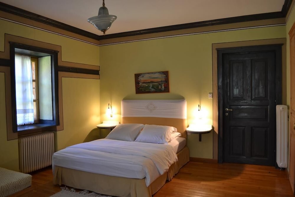 Family Double Room, Mountain View photo 1