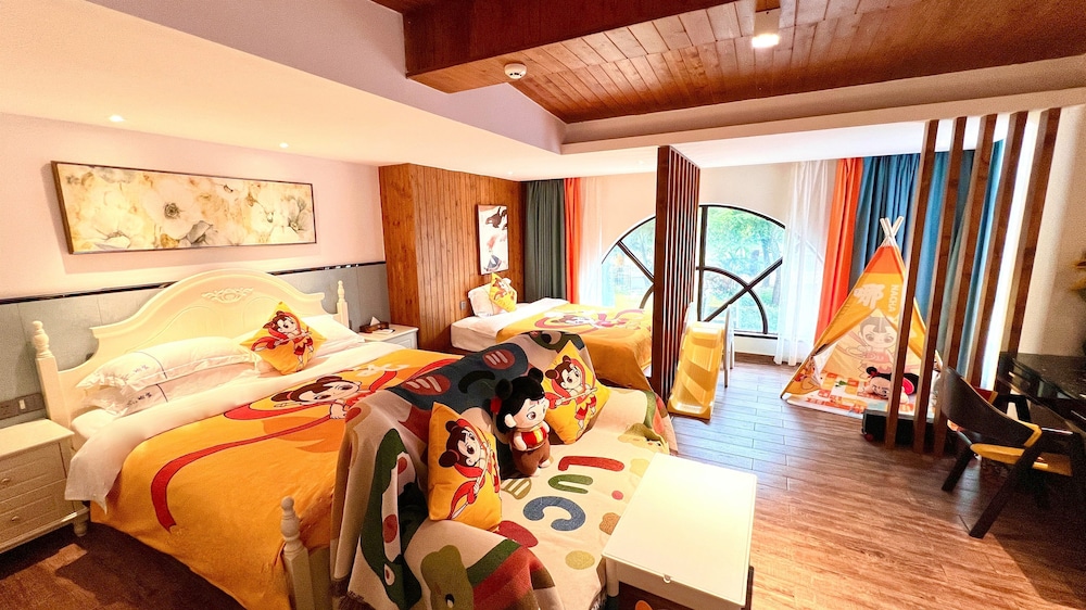 Deluxe Twin Room photo 3