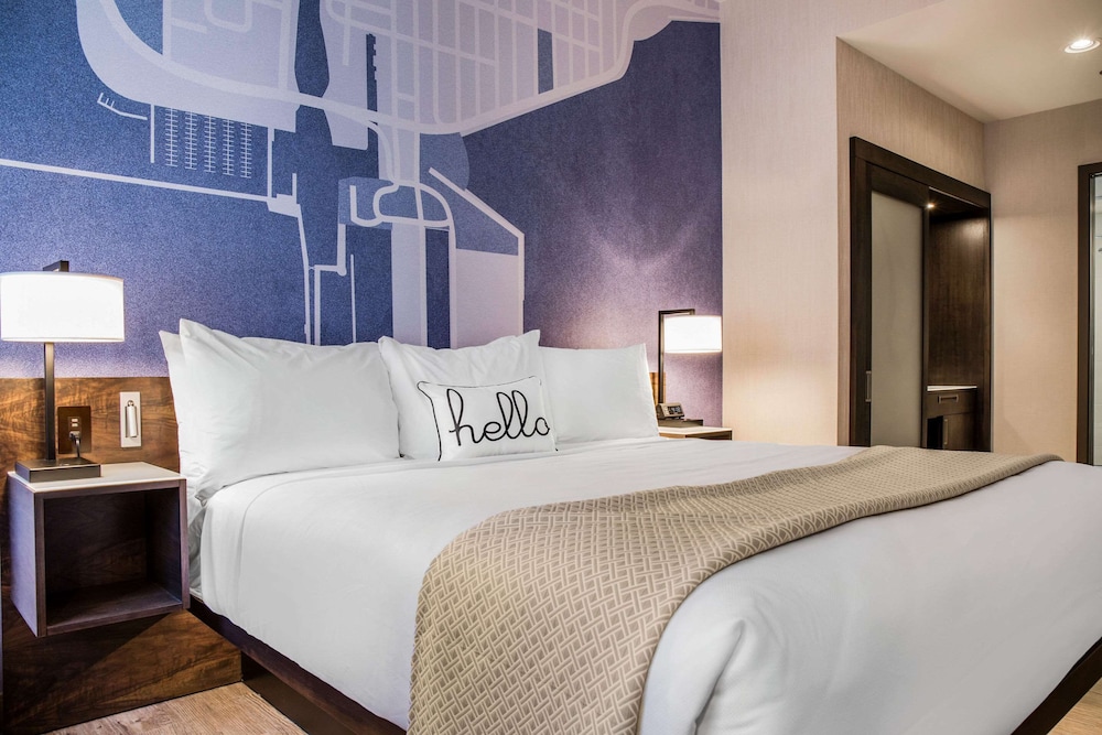 Standard Room, 2 Queen Beds, Non Smoking (Larger Room)