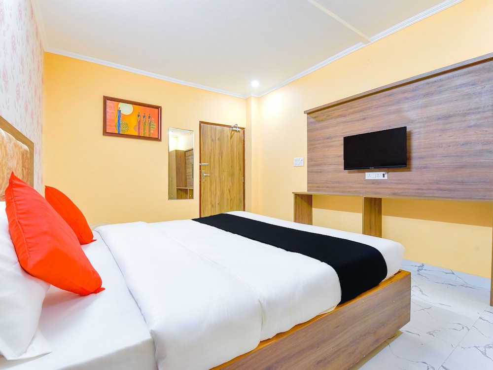 Deluxe Room - Photo 8