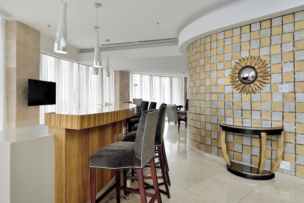 xxx-Cupola Suite photo 2