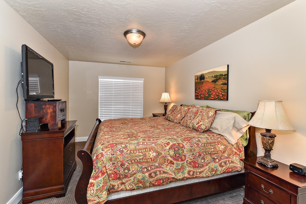 Townhome, Multiple Beds, Pool View (Once Upon A Tee Time) photo 1