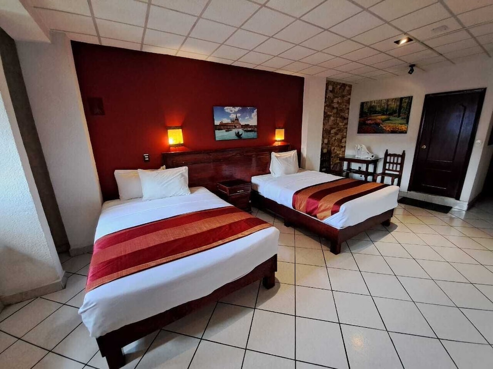 Basic Double Room photo 1