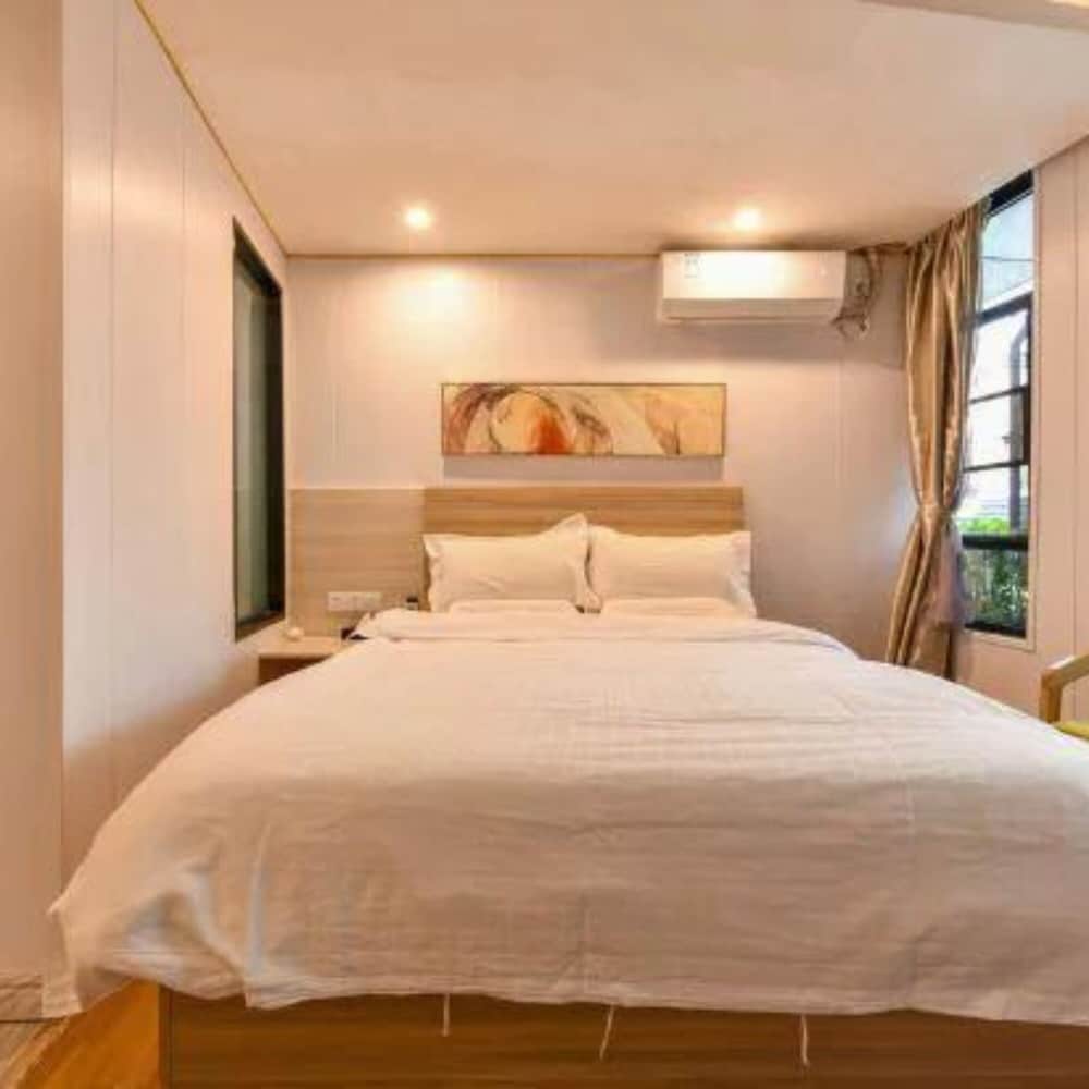 Classic Room, Garden View photo 1