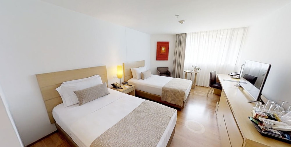 Standard Room, 2 Twin Beds (Standard Twin Beds) photo 3