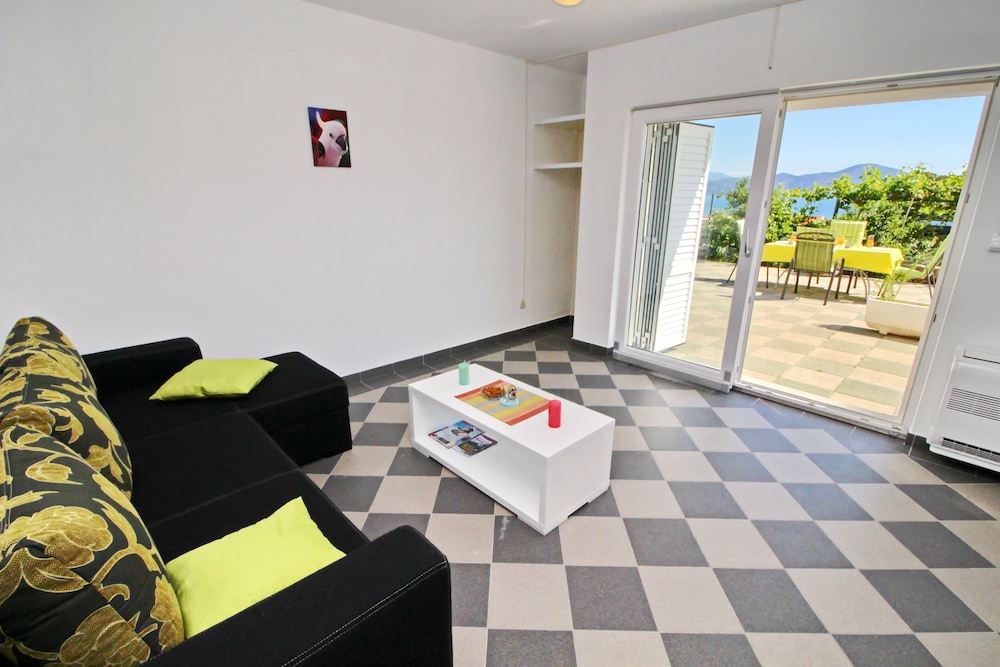 Apartment (One Bedroom Apartment with Terrace an) photo 1