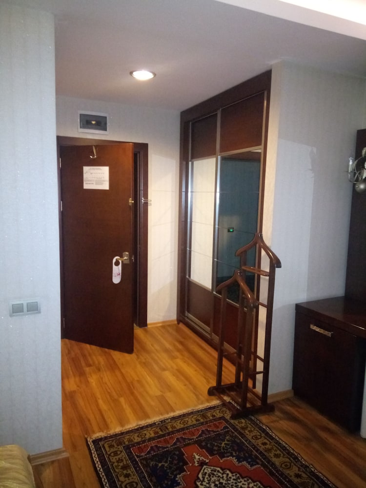 Standard Double Or Twin Room photo 3