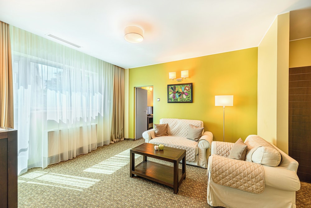 Business Suite, River View photo 3