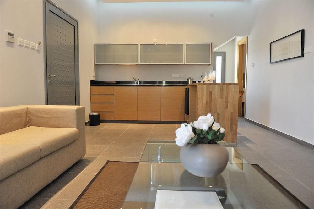 Villa, 1 Bedroom, Jetted Tub, Poolside - Photo 11