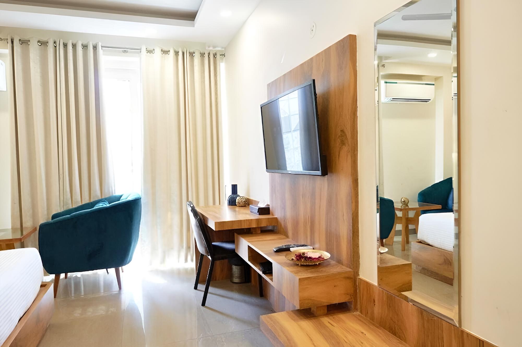 Super Deluxe Room - Photo 7