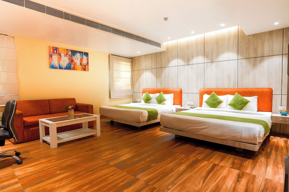 Golden Family City View Suite - Photo 1