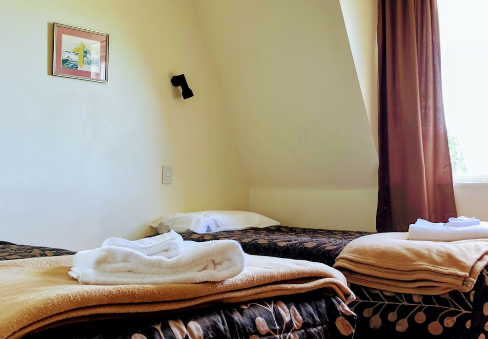 Superior Double Room, 2 Twin Beds, Ensuite photo 1