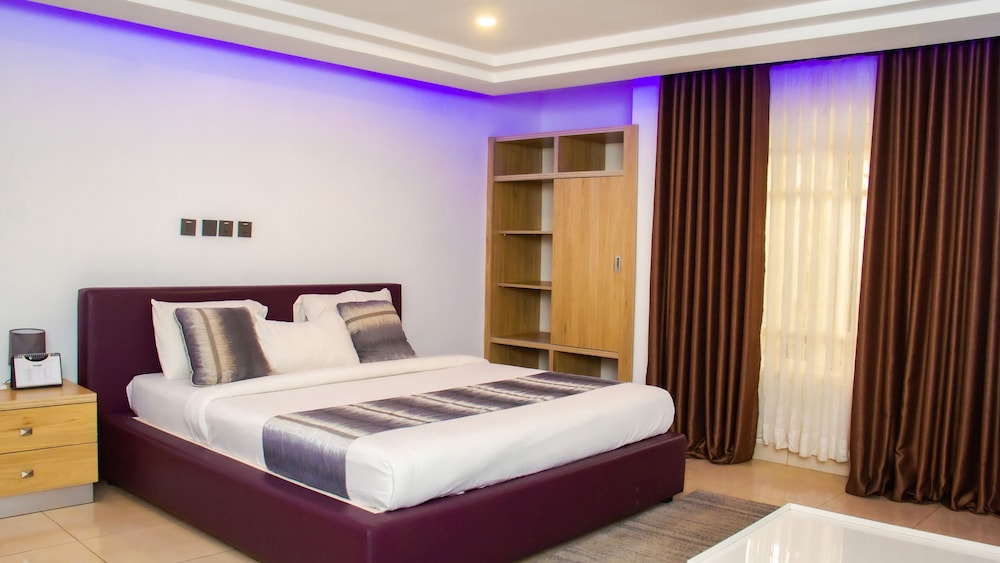 Executive Room - Photo 4