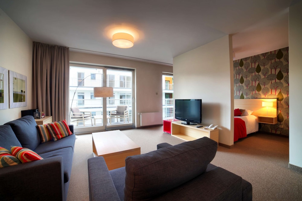 Apartment, 2 Twin Beds, Balcony (Kitchenette) - Photo 7