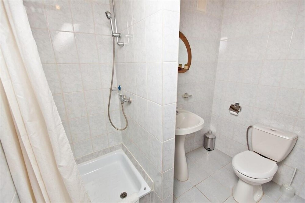 Standard Single Room photo 3