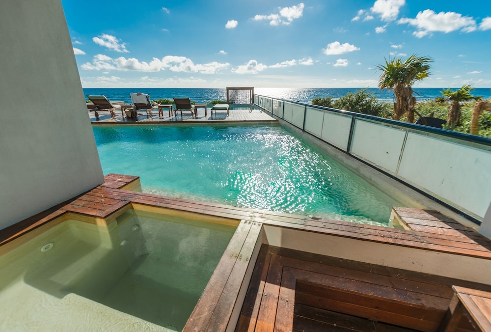 Master Suite Ocean view and plunge pool photo 1