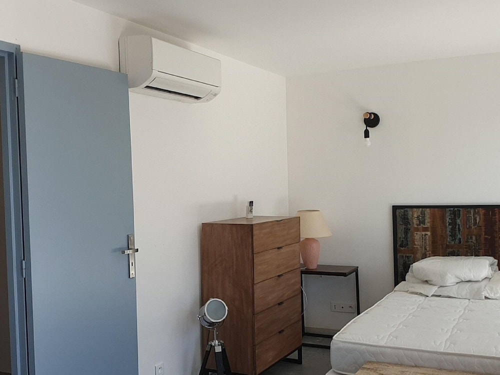 Villa photo 2
