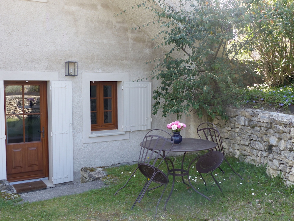 Comfort Room - Photo 5