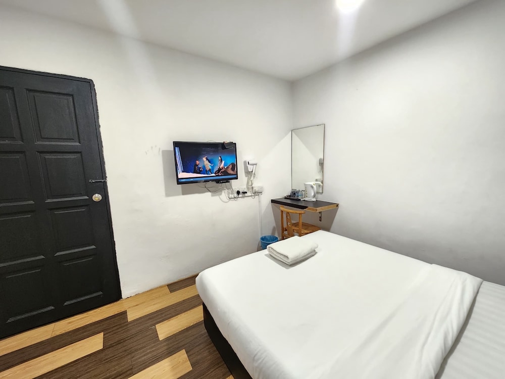 Standard Double Room, 1 Queen Bed