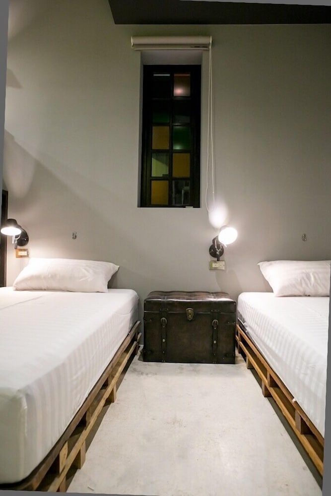 Family Room, 1 Bedroom (5 person stay) photo 1