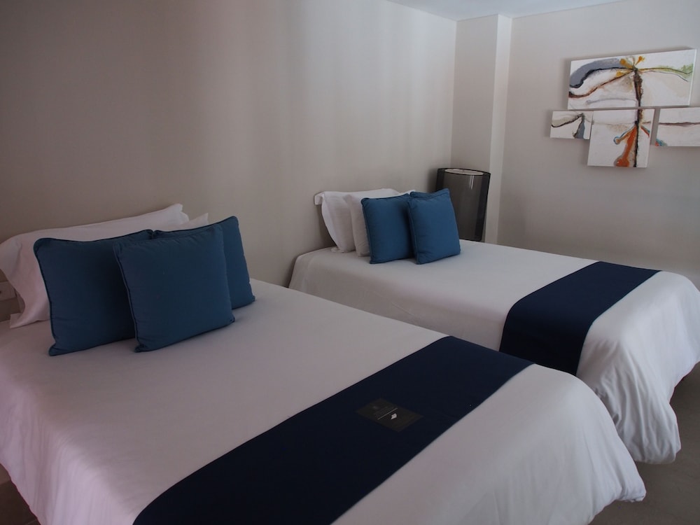 2-Bedroom Sky Pool Villa - Photo 4