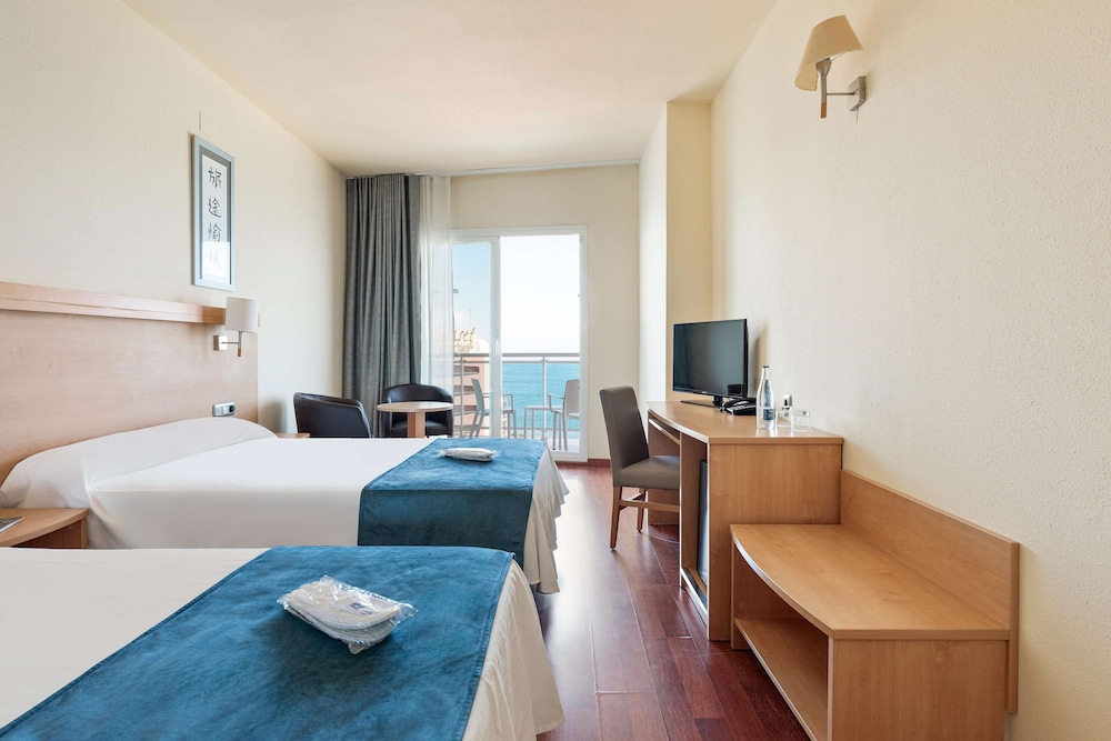 Standard Room, Partial Sea View (1 adult) photo 3