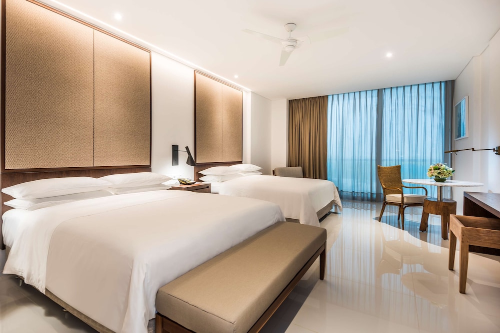 Junior Suite Tropical View Double Beds