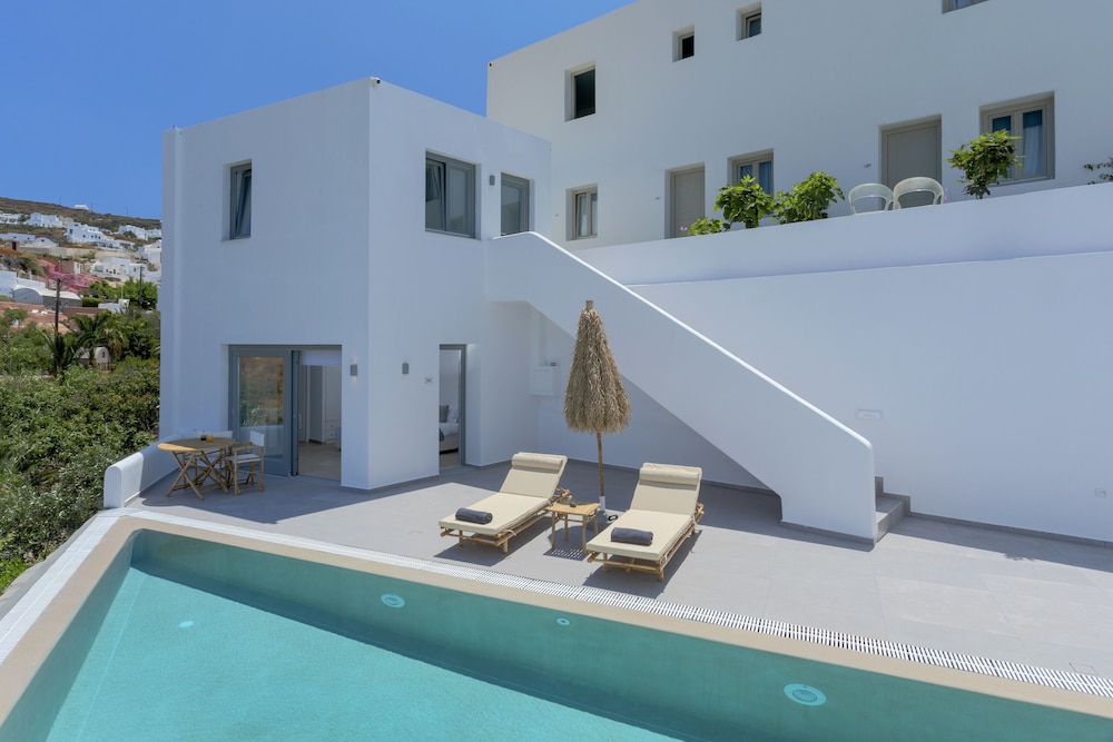 Room, Private Pool - Photo 4