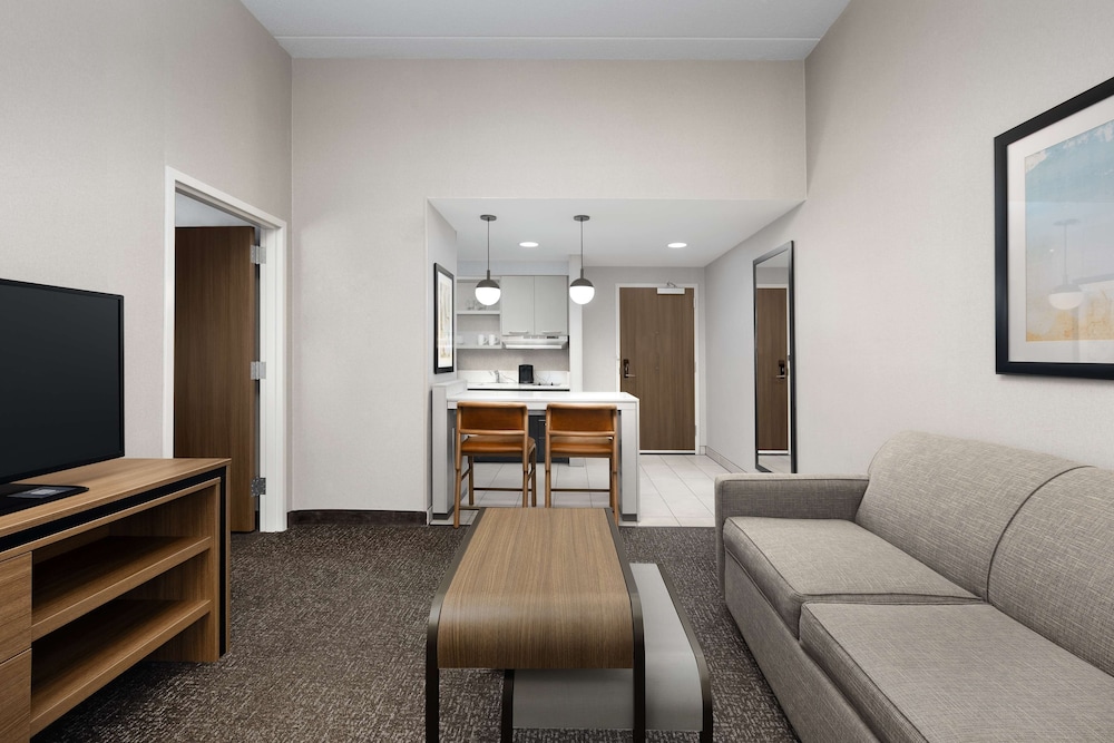 Suite, 2 Queen Beds, Accessible, Non Smoking - Photo 5