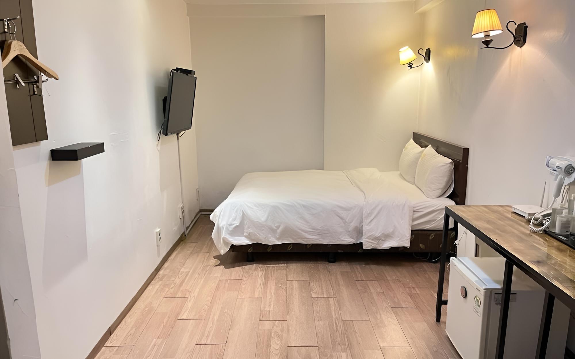 Room (Deluxe (Party Room))