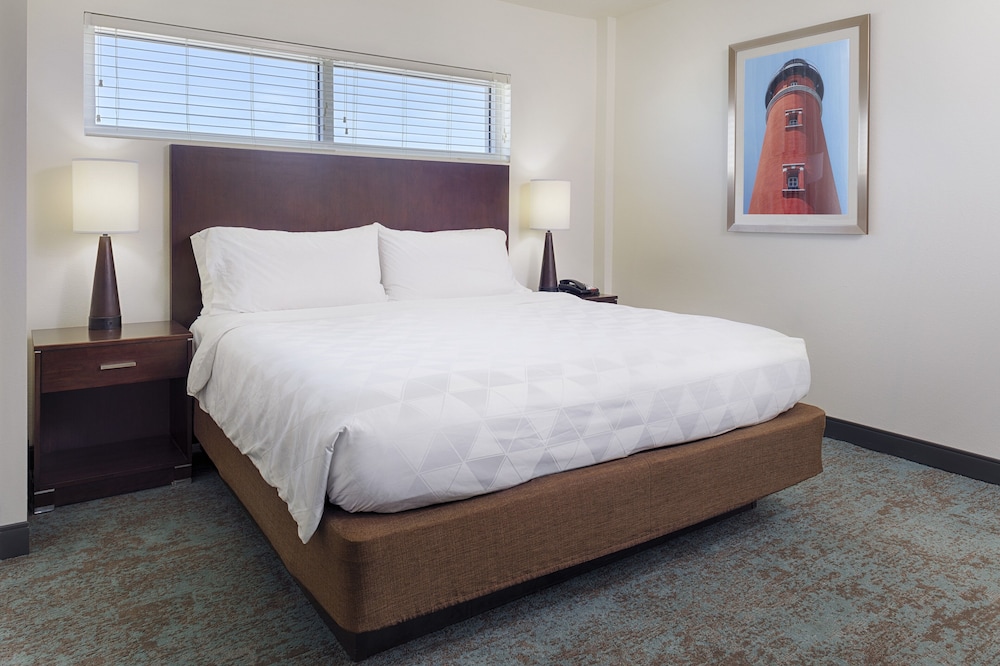 Suite, 1 Bedroom, Jetted Tub, Oceanfront - Photo 1