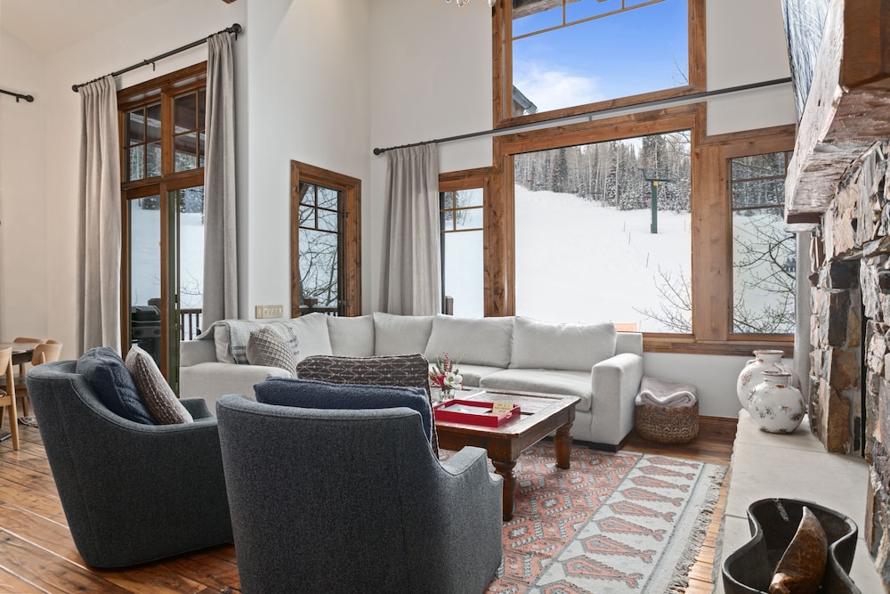 Condo, 4 Bedrooms