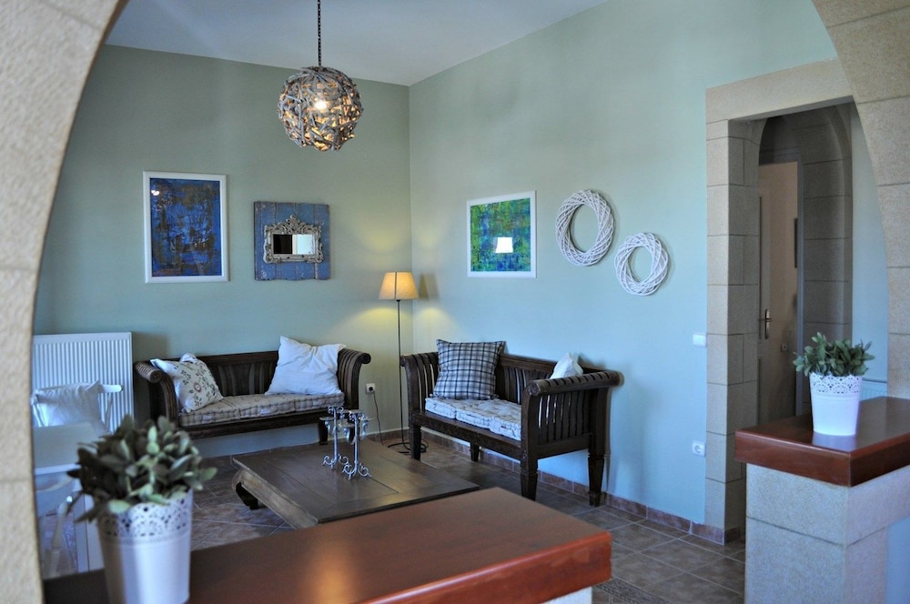 Apartment photo 2