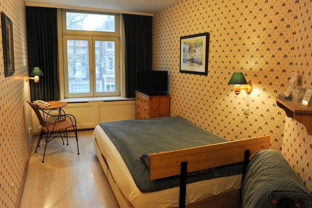 Economy Double Room photo 1