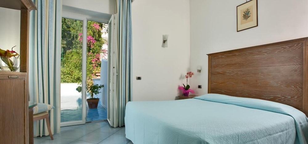 Classic Double or Twin Room