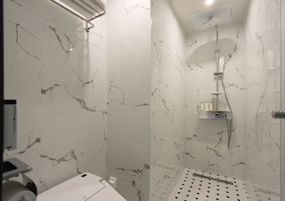 Suite Twin Room - Photo 5