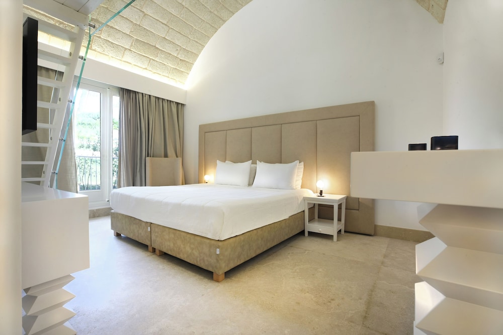 Standard Double or Twin Room photo 3