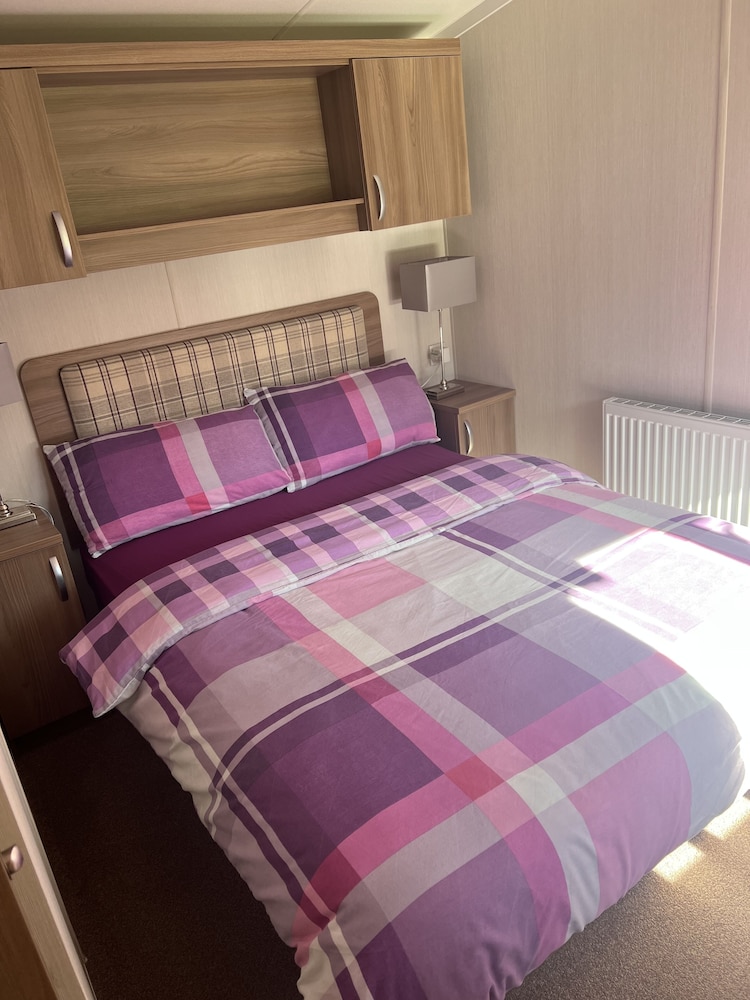 Mobile Home, 3 Bedrooms (Tam O'Shanter 12) photo 2